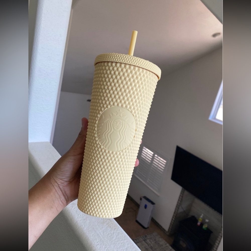 Starbucks cup Butter